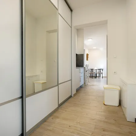 Deluxe Noeli Apartman